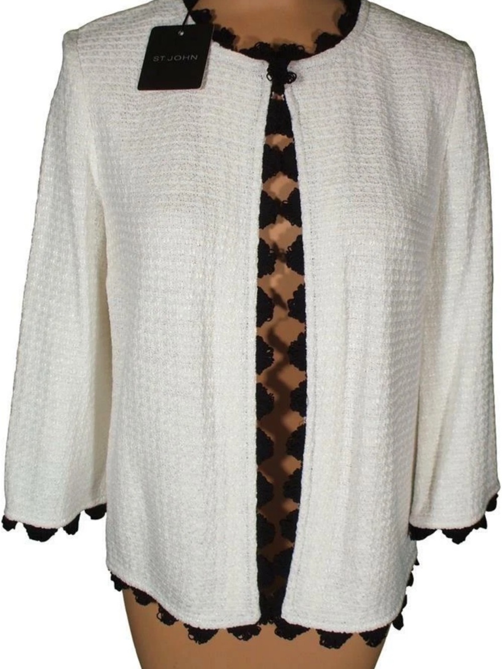 NWT St. John White Bouclé Jacket w Black Crocheted Lace Trim Sz 8 ($1420 MSRP)